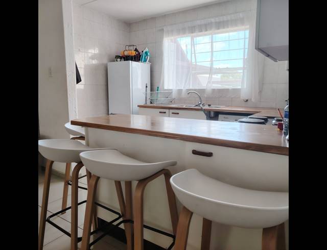 2 BEDROOM APARTMENT FOR SALE IN VORNA VALLEY